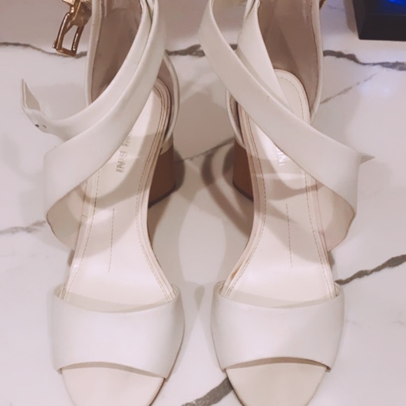 Gianni Bini White Heels - Picture 2 of 4